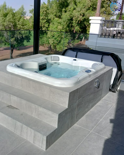 ريو 200 ريال عماني